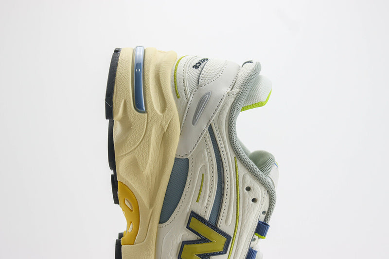 New Balance 1000 Sea Salt Heron Blue