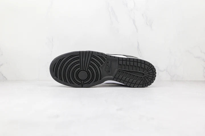 Dunk Low Black/White