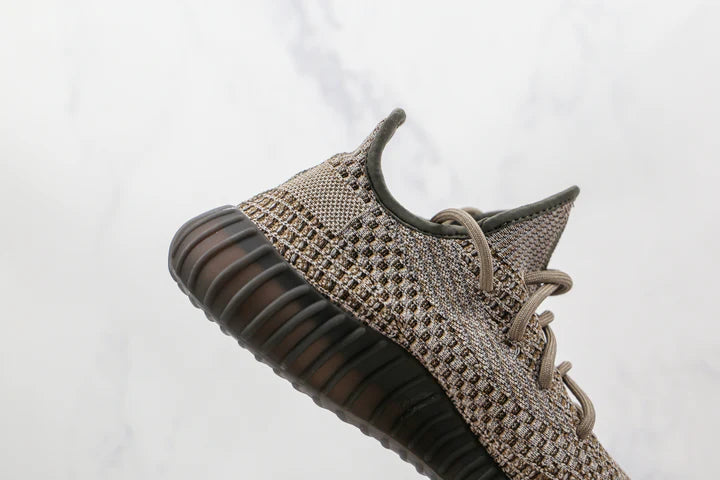 Yeezy Boost 350 V2 Ash Stone