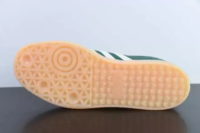 Sambae Collegiate Green Gum