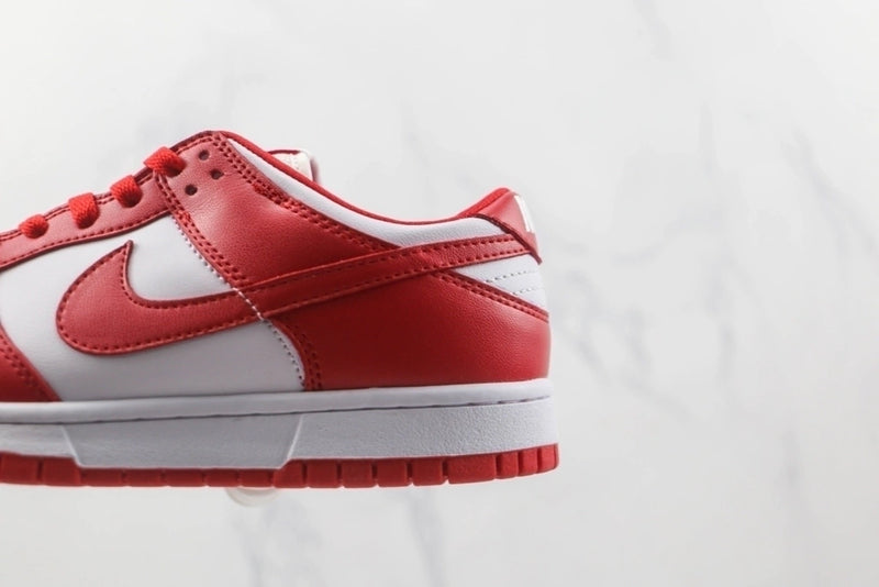 Dunk Low SP University Red