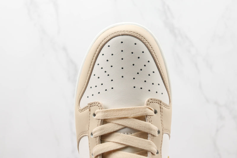 Dunk Low Phantom Metallic Gold