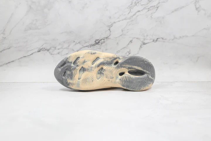 Yeezy Foam Moon Gray