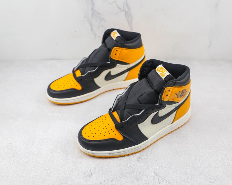 Air Jordan 1 High Yellow toe