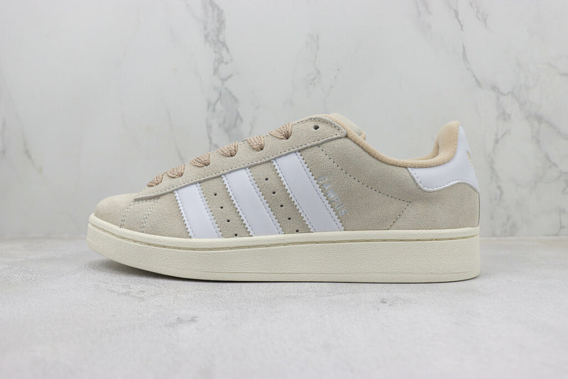 Campus 00s "Wonder White" Creme