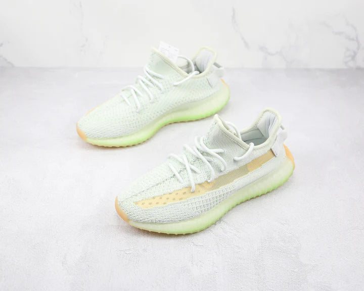 Yeezy Boost 350 V2 Hyperspace