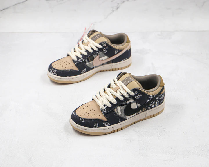 Travis Scott x SB Dunk Low