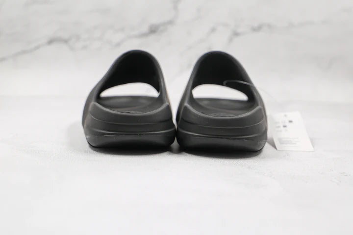 Yeezy Slide Onyx