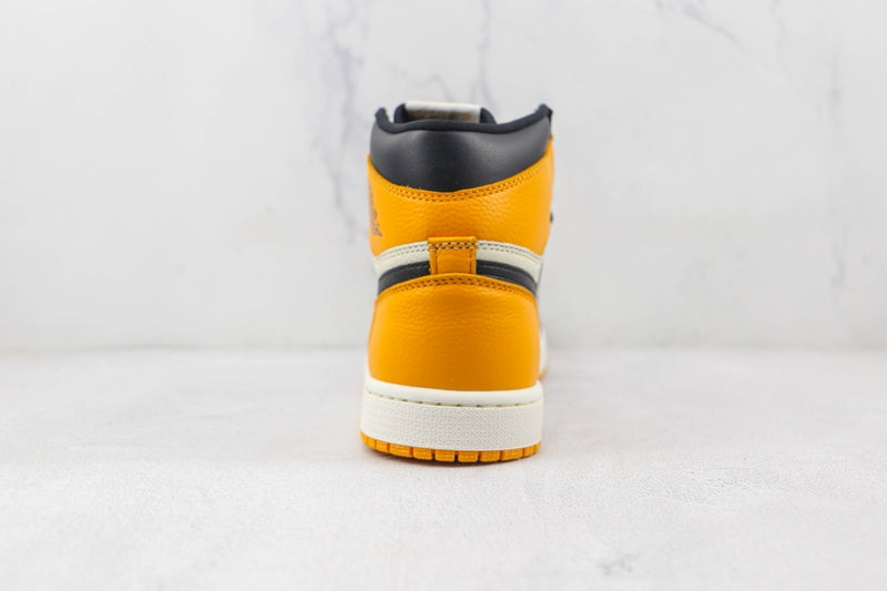 Air Jordan 1 High Yellow toe