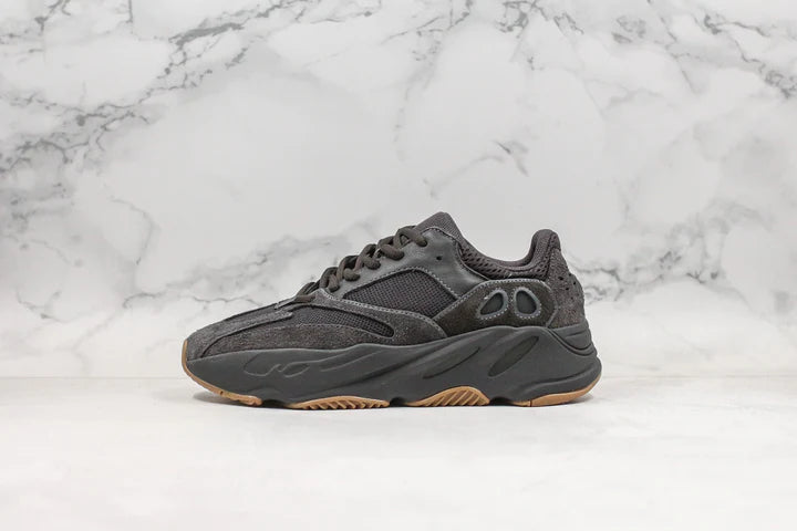 Adidas Yeezy Boost 700 Utility Black