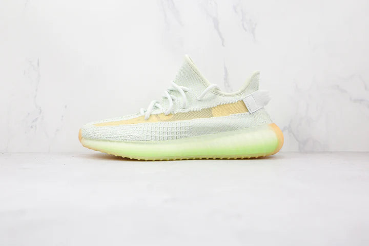 Yeezy Boost 350 V2 Hyperspace