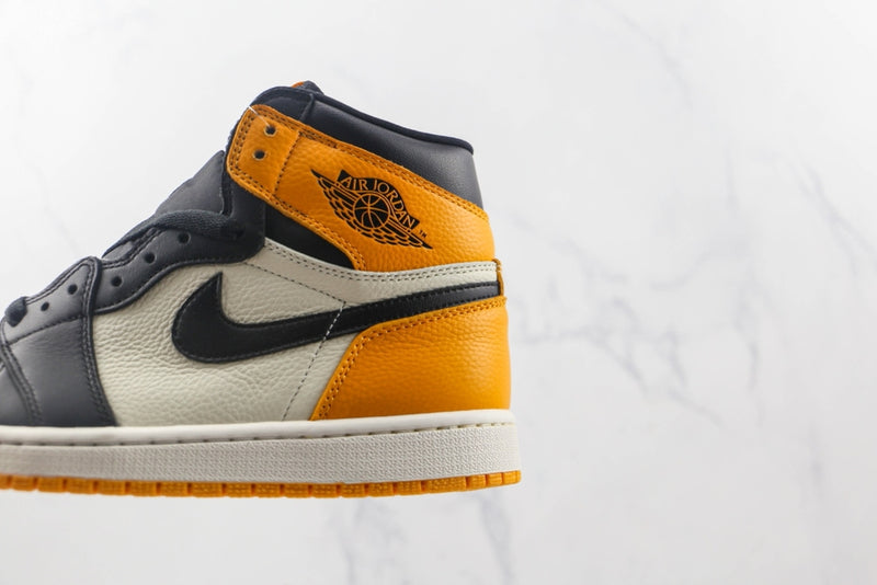 Air Jordan 1 High Yellow toe