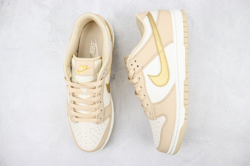Dunk Low Phantom Metallic Gold