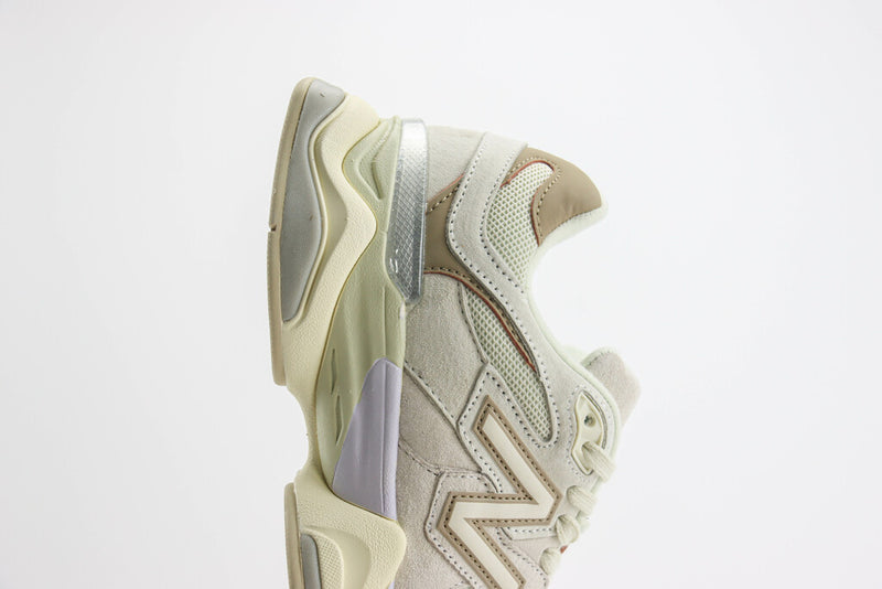New Balance 9060 Sea Salt Brown