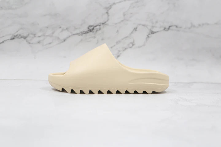Yeezy Slide Bone