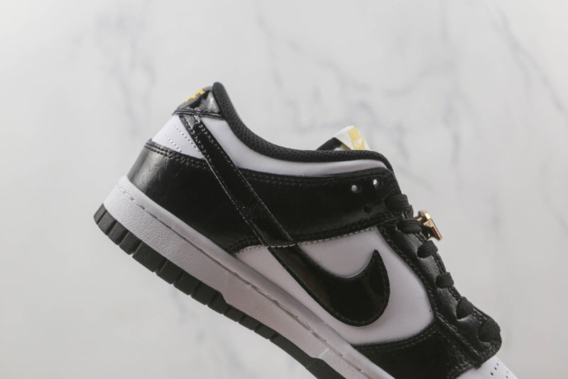 Dunk Low World Champ