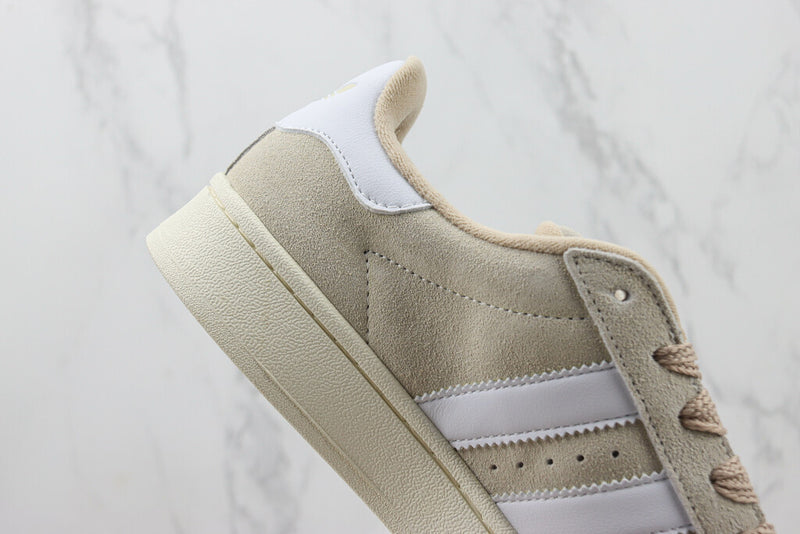 Campus 00s "Wonder White" Creme