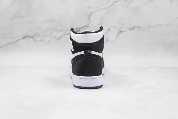 Air Jordan 1 Retro High Twist