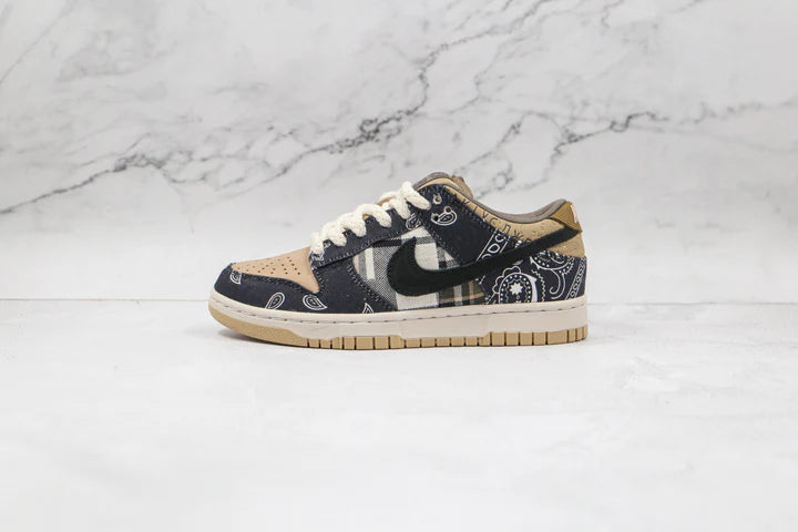 Travis Scott x SB Dunk Low