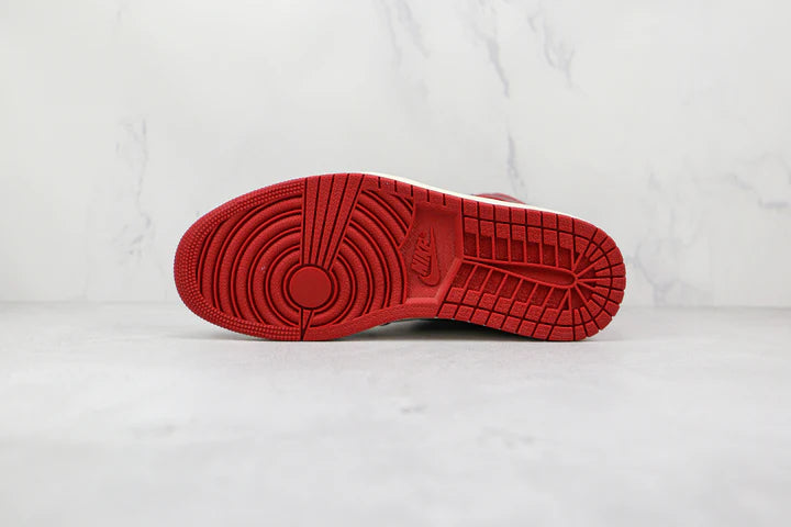 Air Jordan 1 Retro High Bred Toe