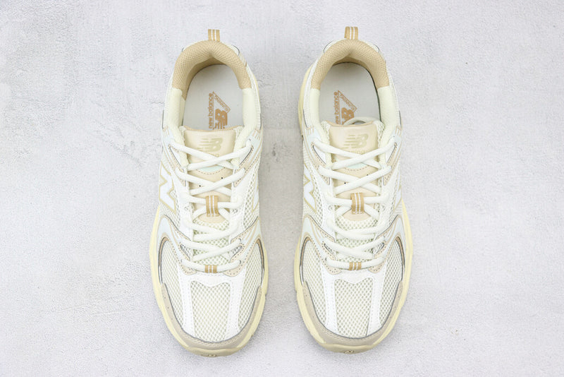 New Balance 530 Beige