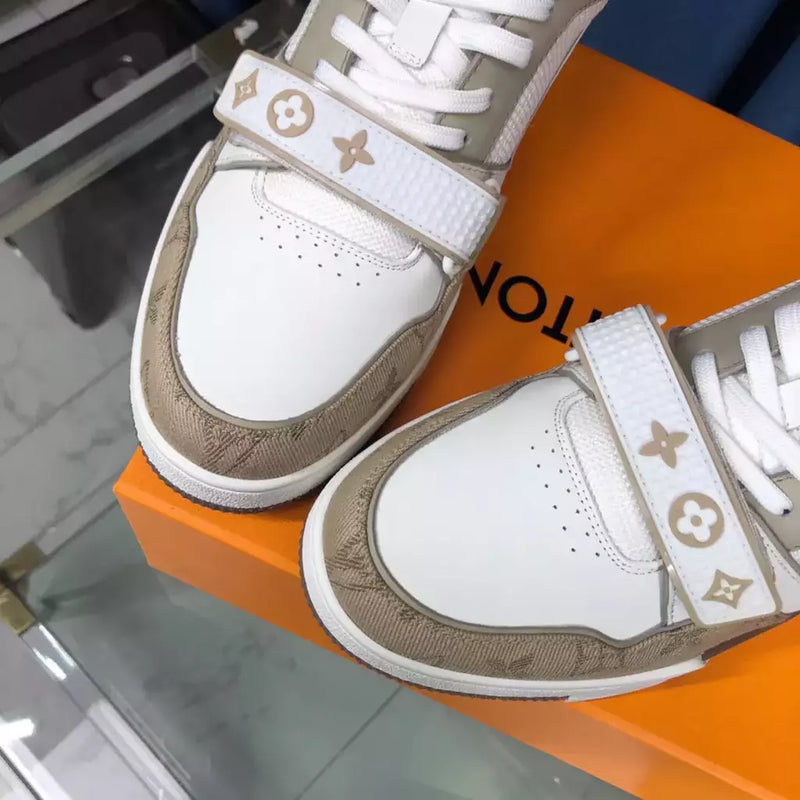 Louis Vuitton Trainer Beige White