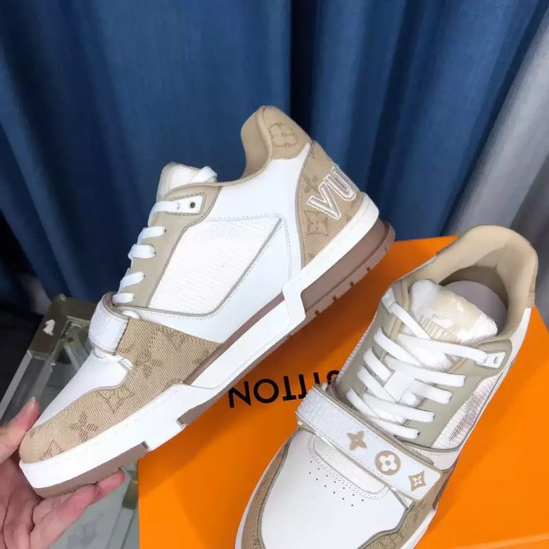 Louis Vuitton Trainer Beige White