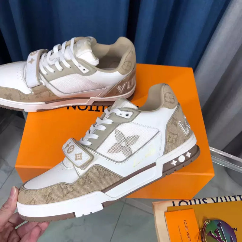 Louis Vuitton Trainer Beige White