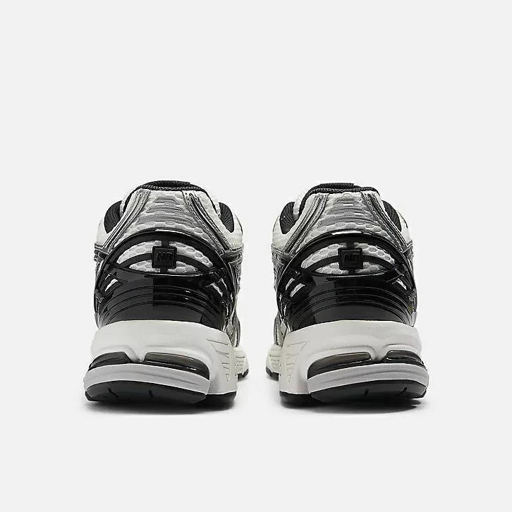 New Balance 1906r White Black Silver