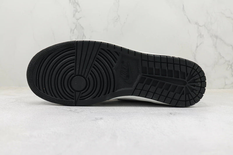 Air Jordan 1 High Panda